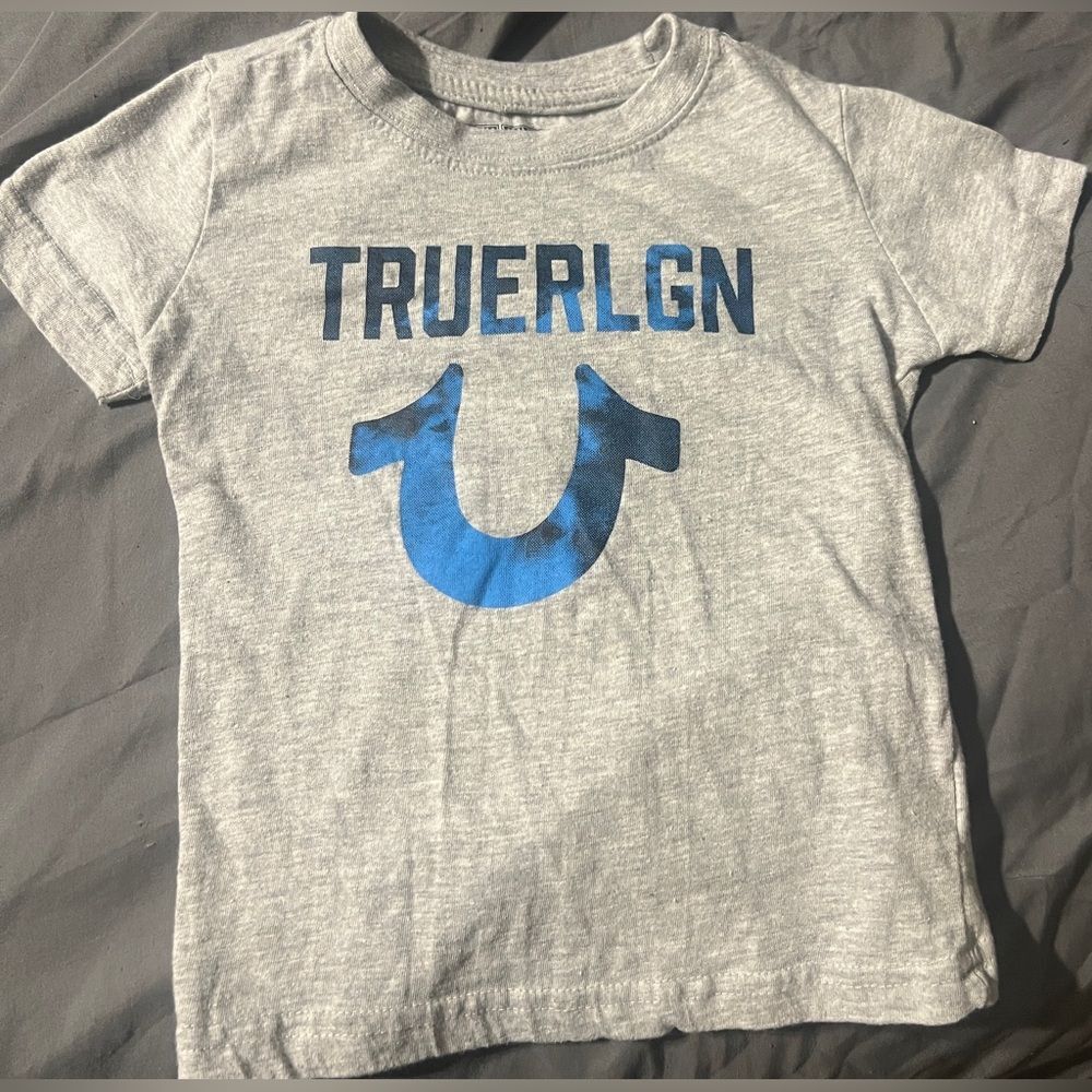 True Religion unisex ~ Size 5 Children’s t-shirt